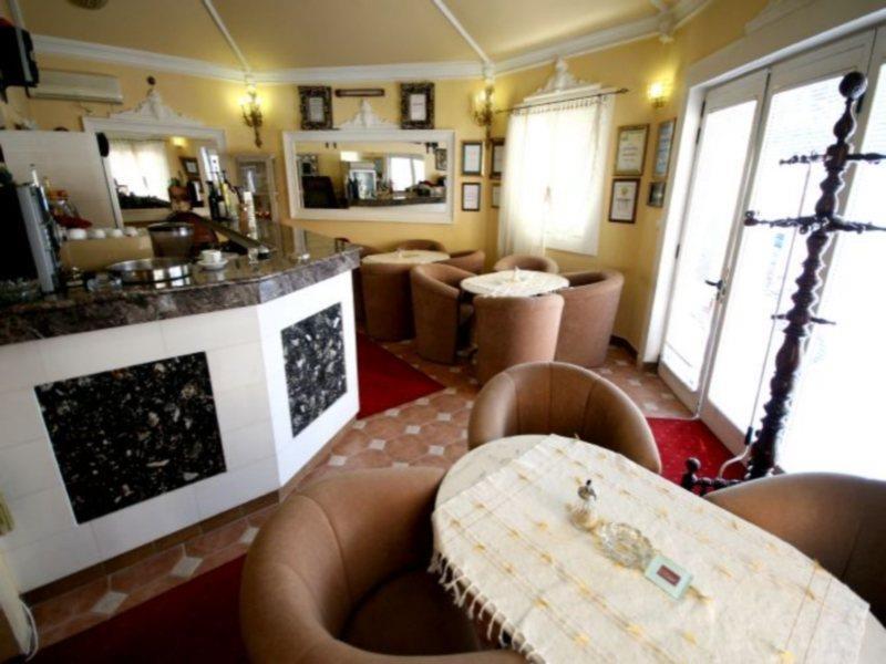 Hotel Kosta'S Podgorica Ristorante foto